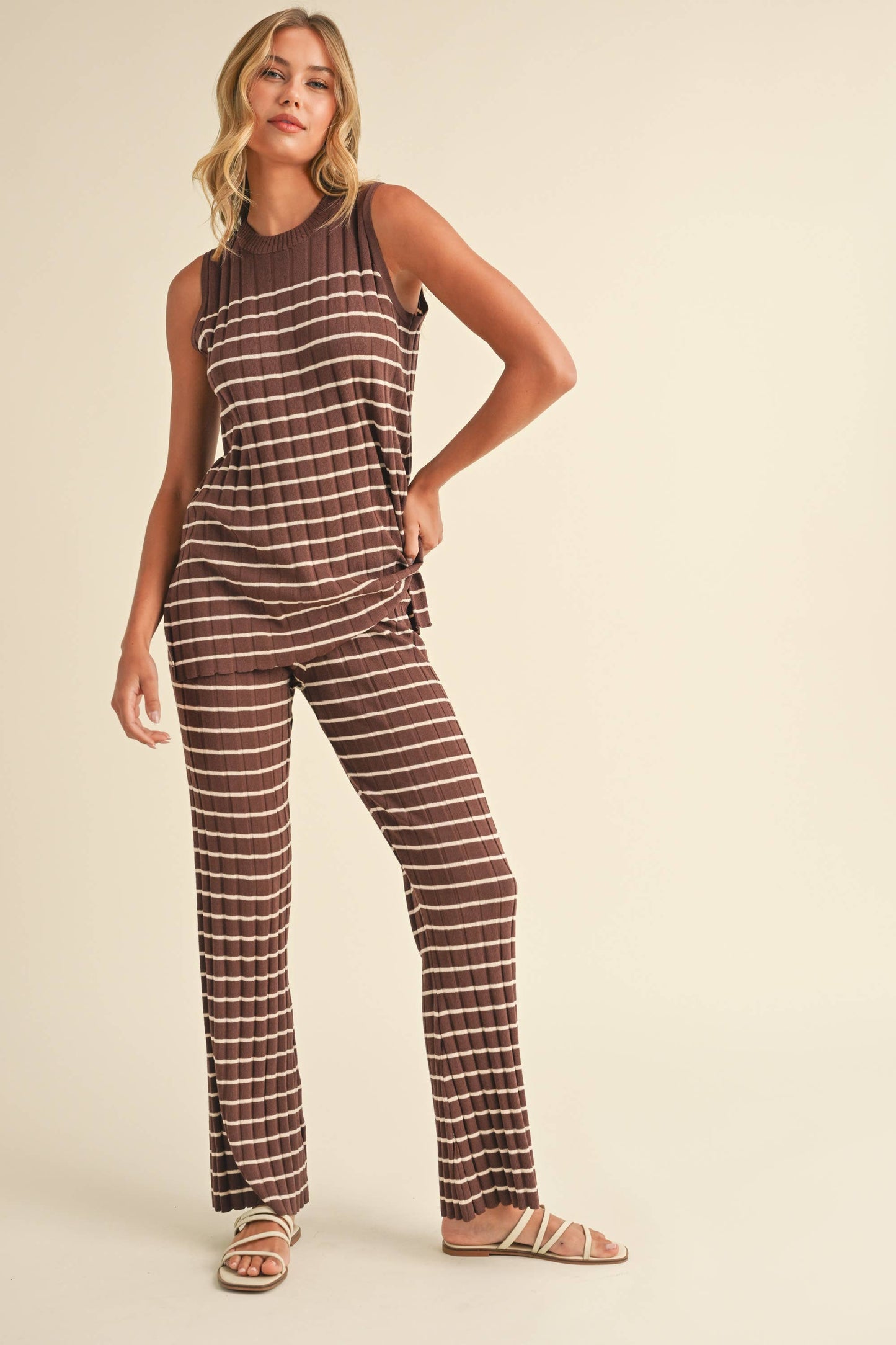IST5685 SLEEVELESS STRIPED SWEATER KNIT TOP AND PANTS SET
