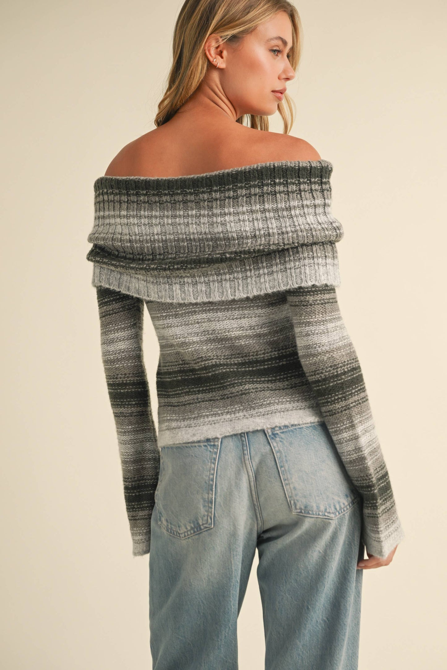 IT3956 GRADIENT OFF SHOULDER SWEATER TOP